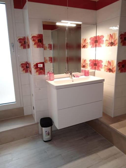 Holiday home Giuattyhomeholiday